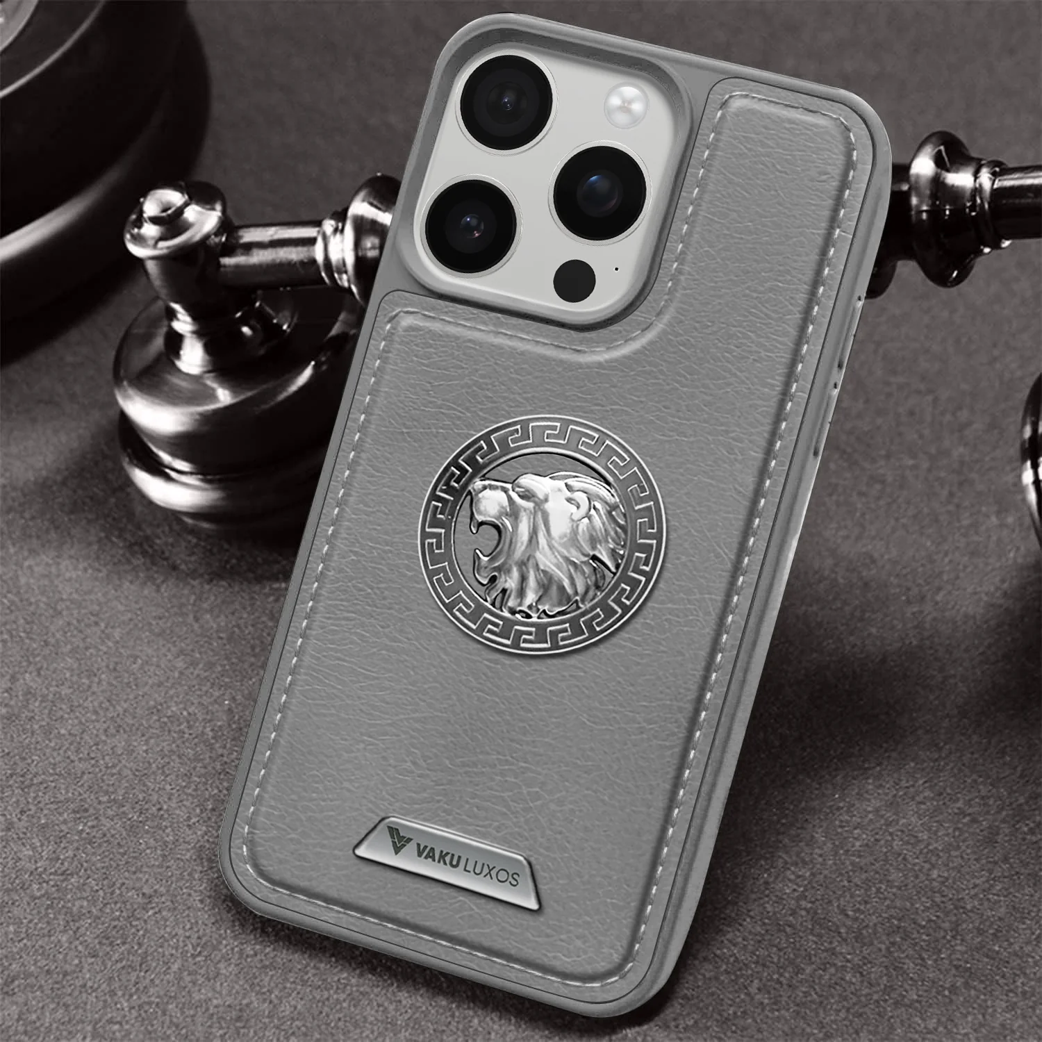 Vaku ® Apple iPhone 15 Pro Max Regal Shield Metal Lion Engraved Leather Back Cover - Image 13