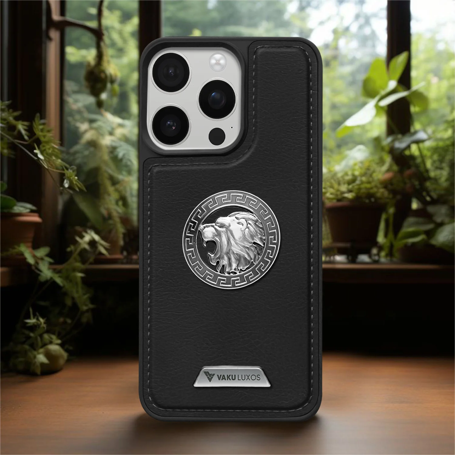 Vaku ® Apple iPhone 15 Pro Regal Shield Metal Lion Engraved Leather Back Cover - Image 10