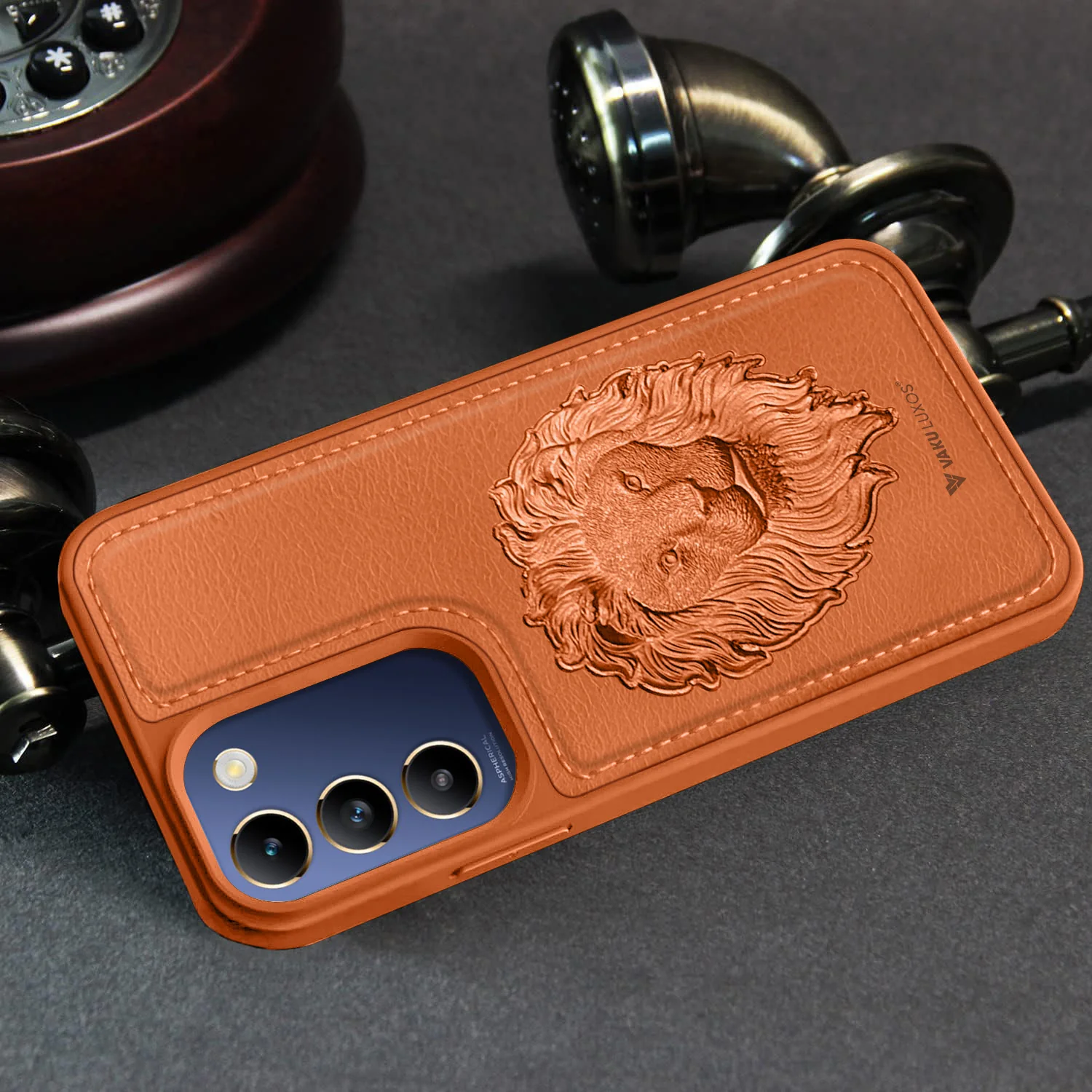 Vaku ® Vivo T3 5G Lion Embossed Luxury Designer Leather Back Cover - Image 6