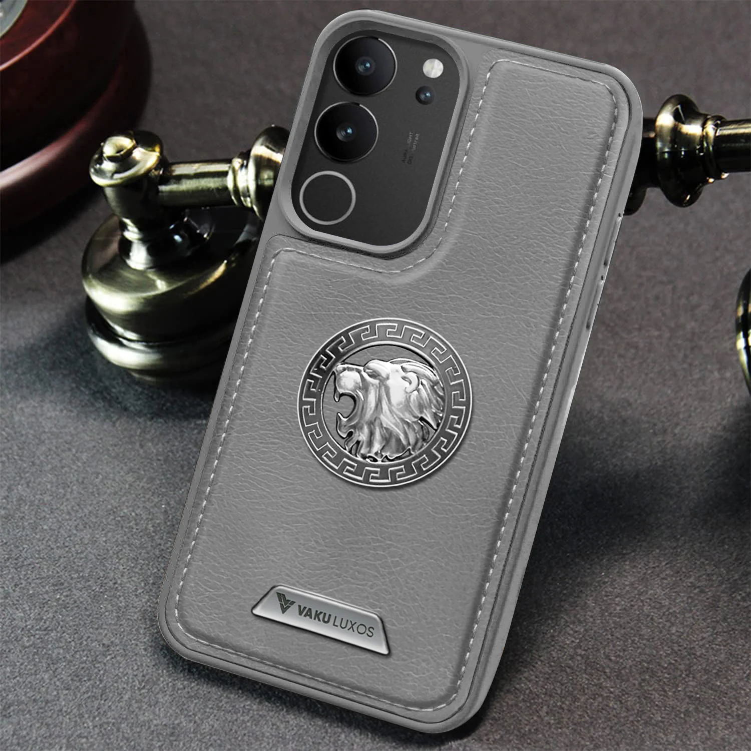 Vaku ® Vivo V29 5G Regal Shield Metal Lion Engraved Leather Back Cover - Image 10
