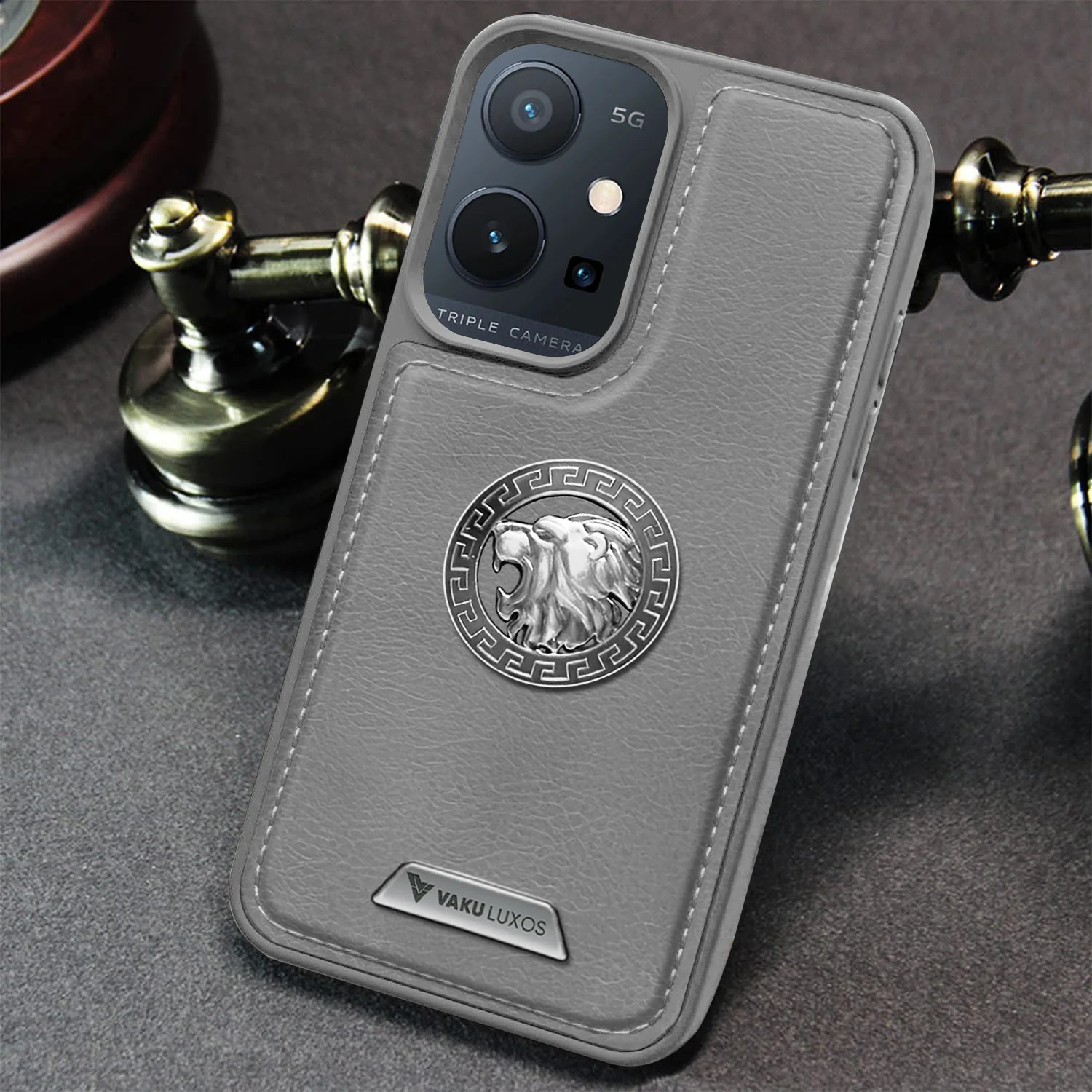Vaku ® Vivo Y75 5G Regal Shield Metal Lion Engraved Leather Back Cover - Image 13